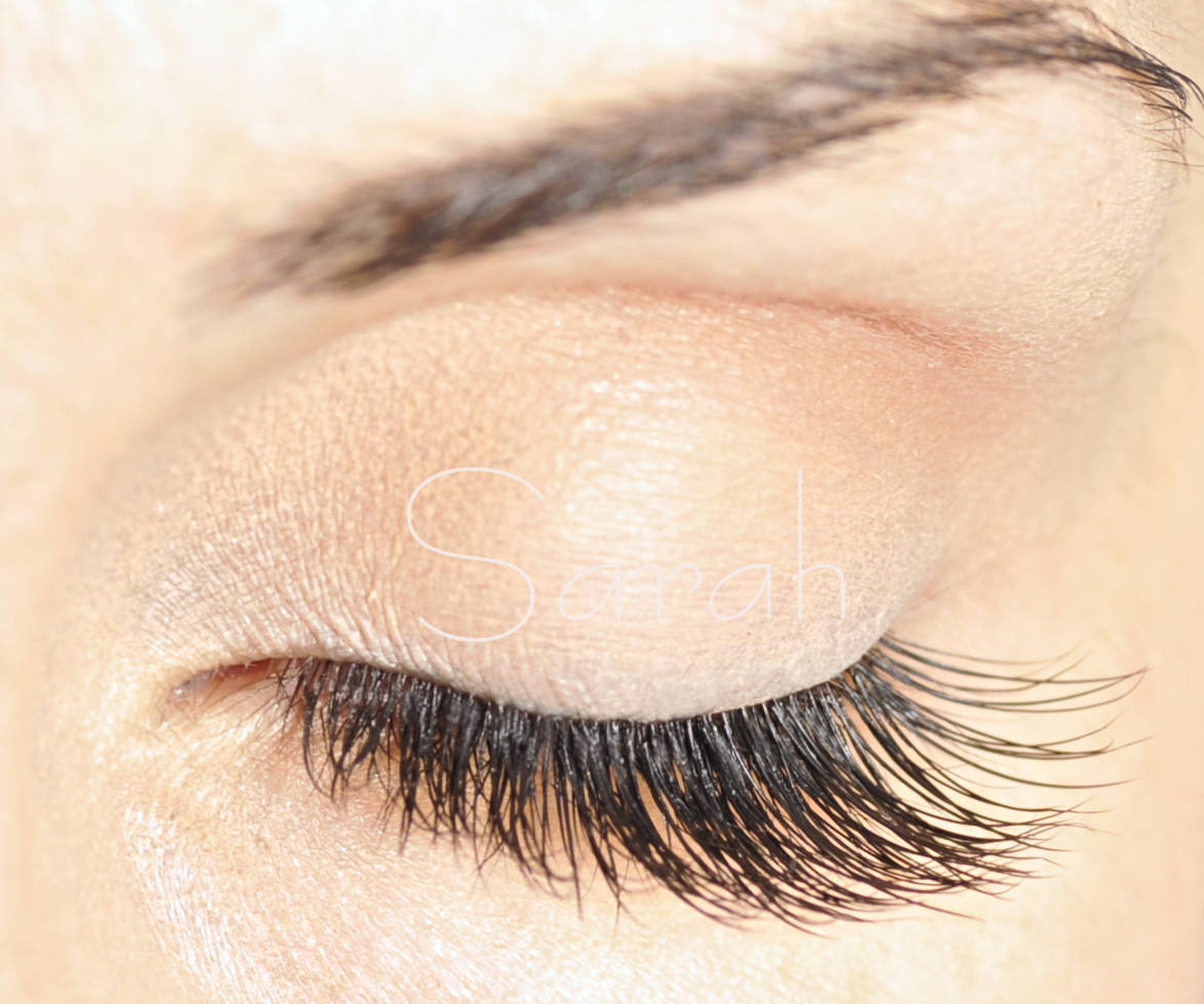 eyelash-extensions-by-flawless-lashes.jpg